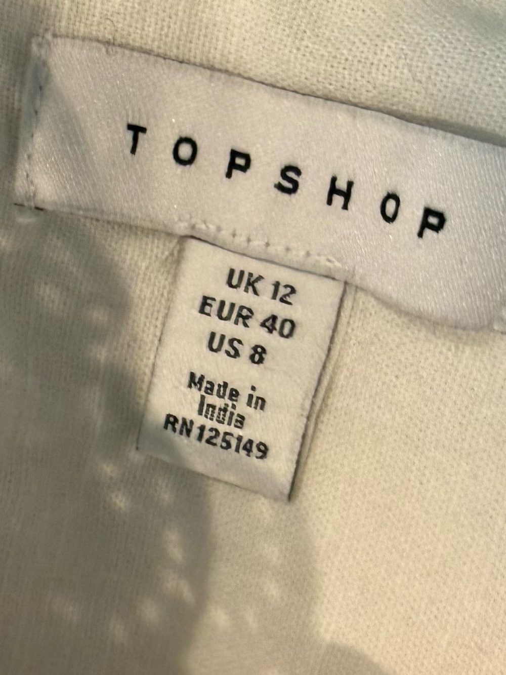 Topshop White Heart & Ruffle Detailed Button Front Top Size 8 - Picture 7 of 8